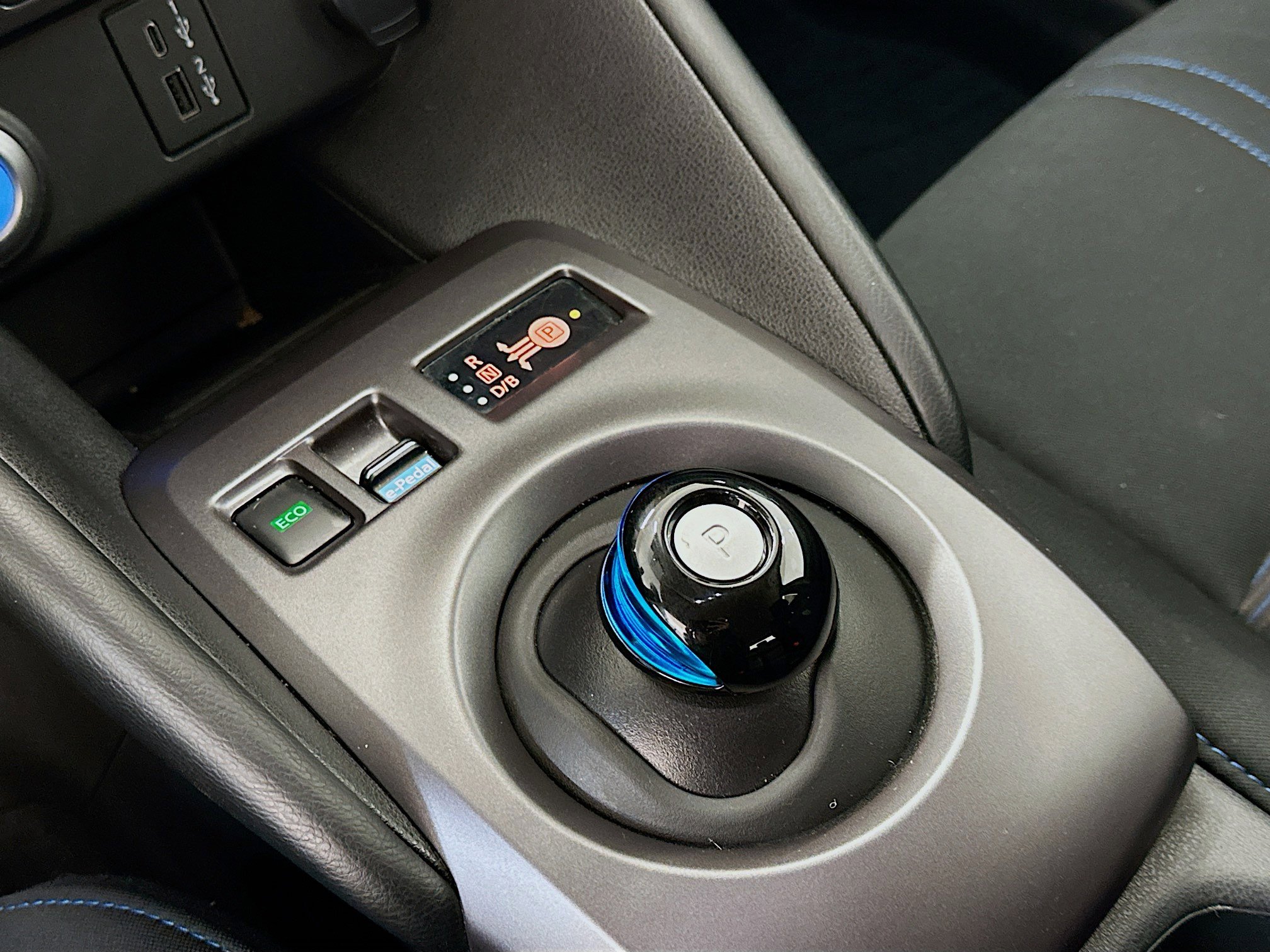 Used 2024 Nissan Leaf S image 24