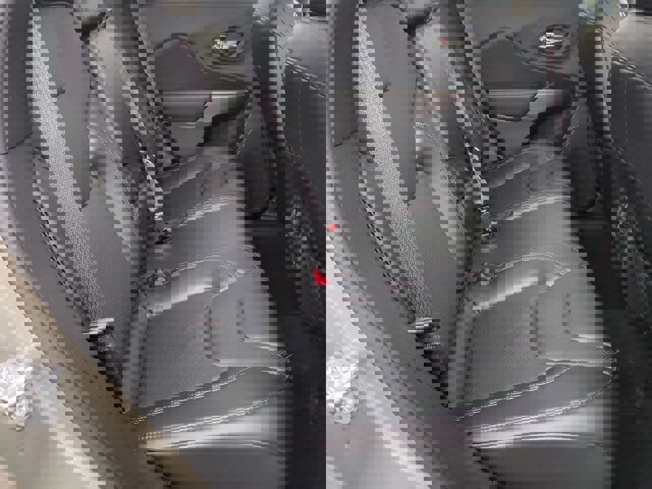 Used 2021 Jeep Cherokee Limited image 20