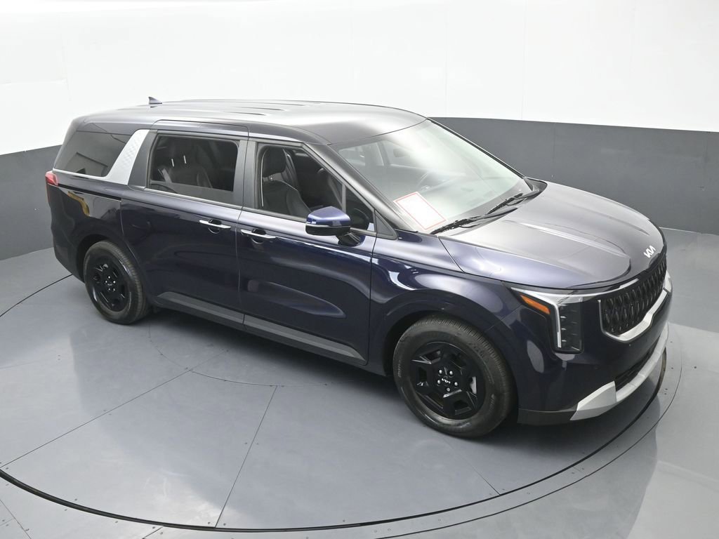 Used 2025 Kia Carnival image 57