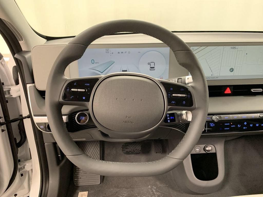 Used 2024 Hyundai Ioniq 5 SEL AWD/4WD image 4