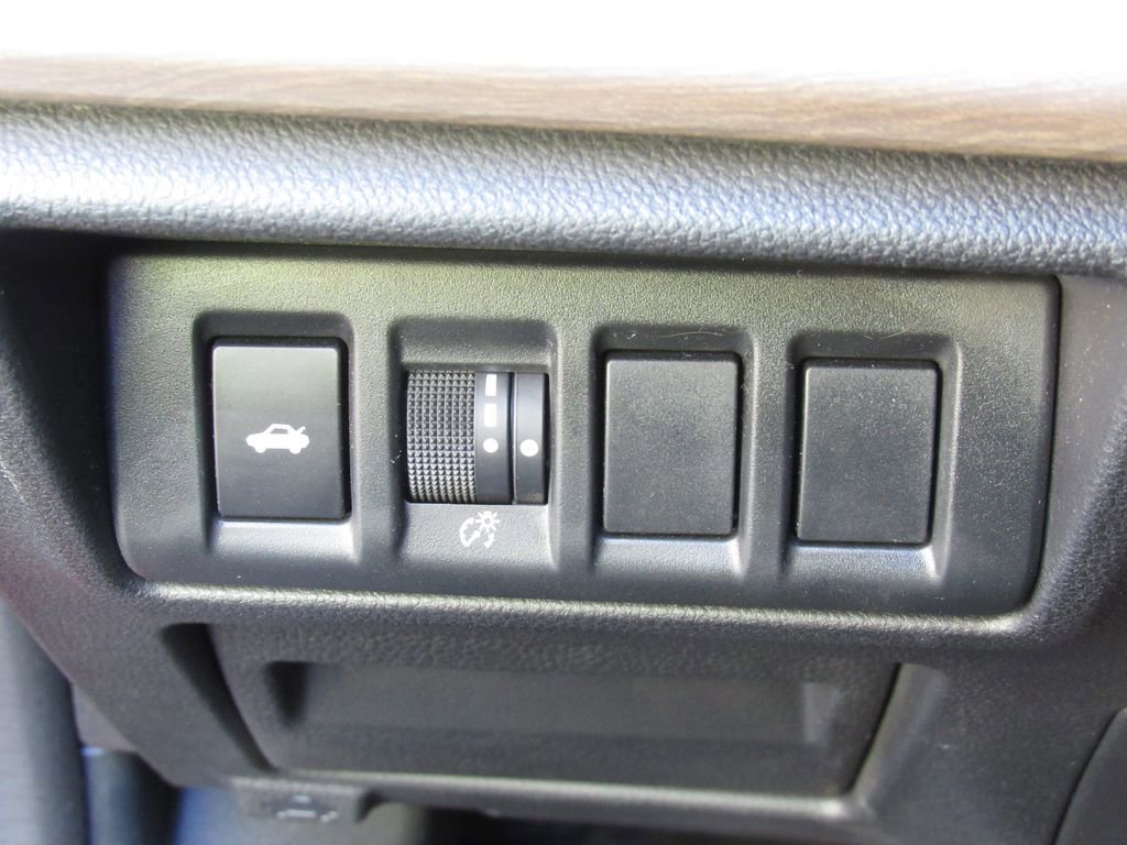 Used 2022 Subaru Legacy Touring XT w/ Popular Package #3 AWD/4WD image 32