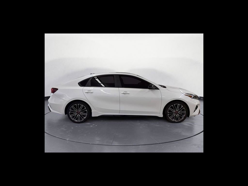 Used 2023 Kia Forte GT w/ GT2 Package FWD image 7