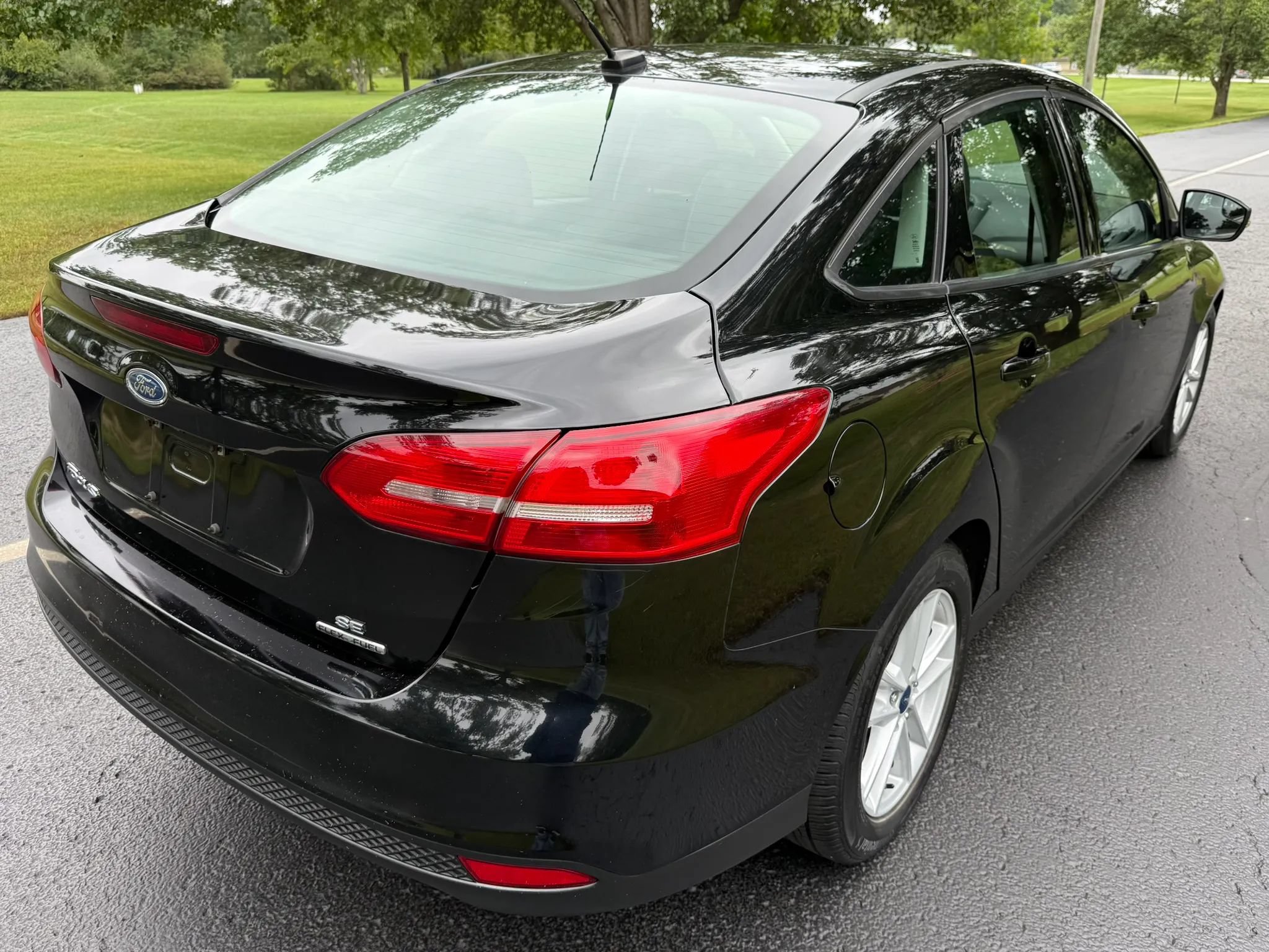 Used 2016 Ford Focus SE FWD image 10