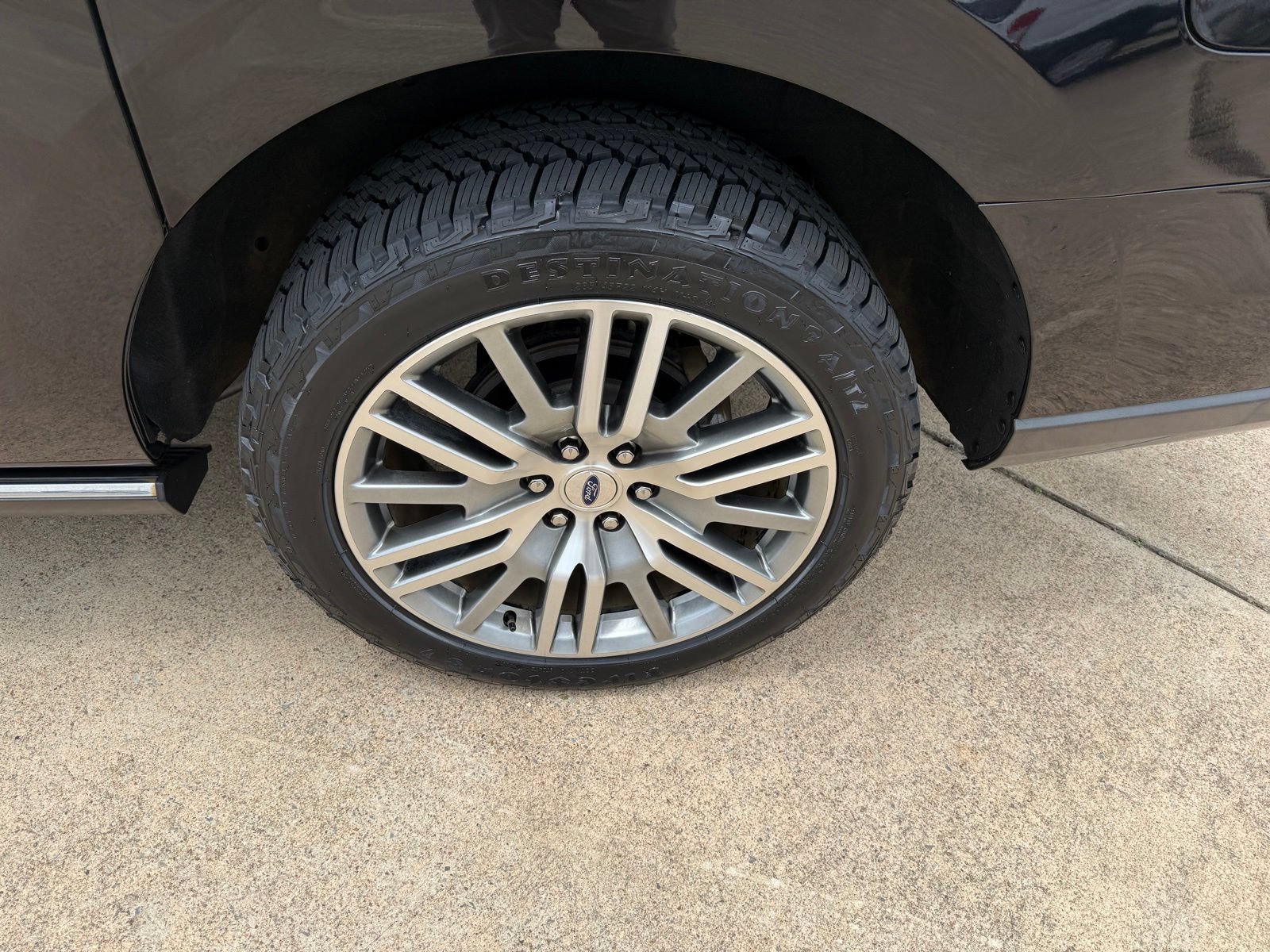 Certified 2024 Ford Expedition Max Limited AWD/4WD image 9