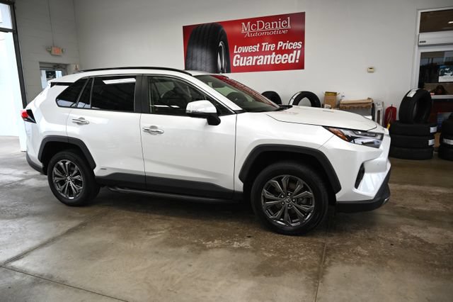 Used 2023 Toyota RAV4 Limited AWD/4WD image 4