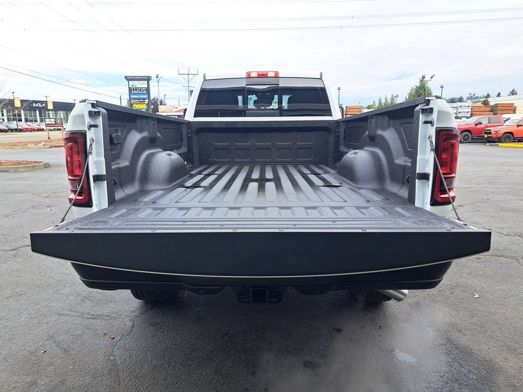 New 2026 RAM 3500 Tradesman AWD/4WD image 28