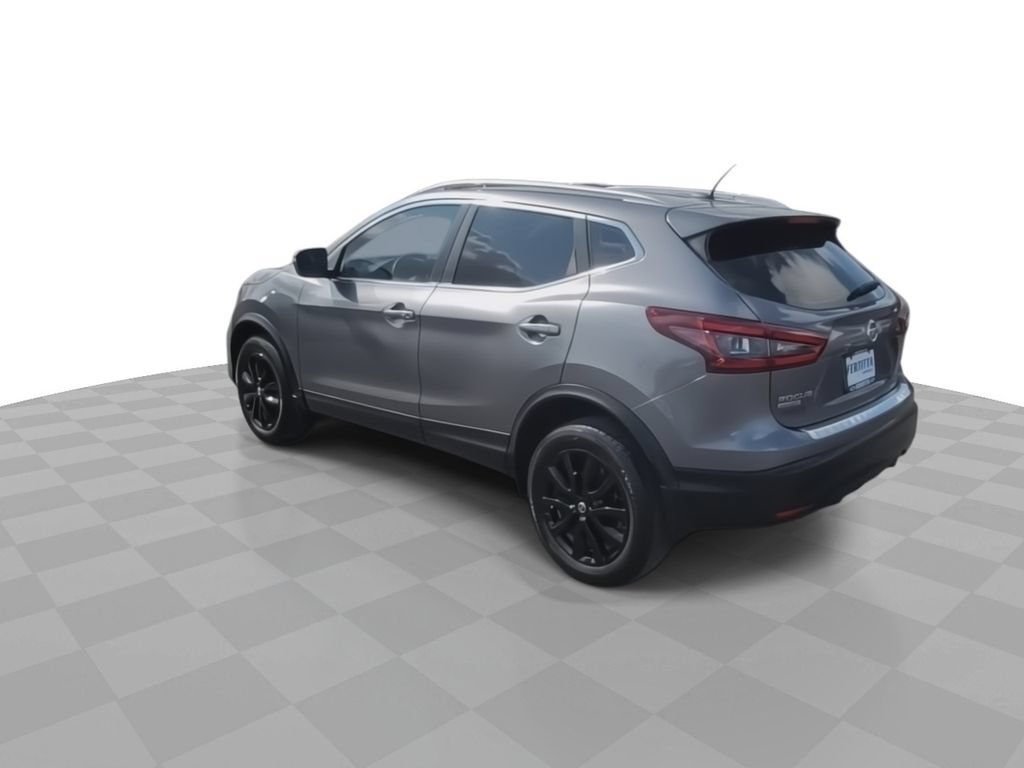 Used 2022 Nissan Rogue Sport SV FWD image 6