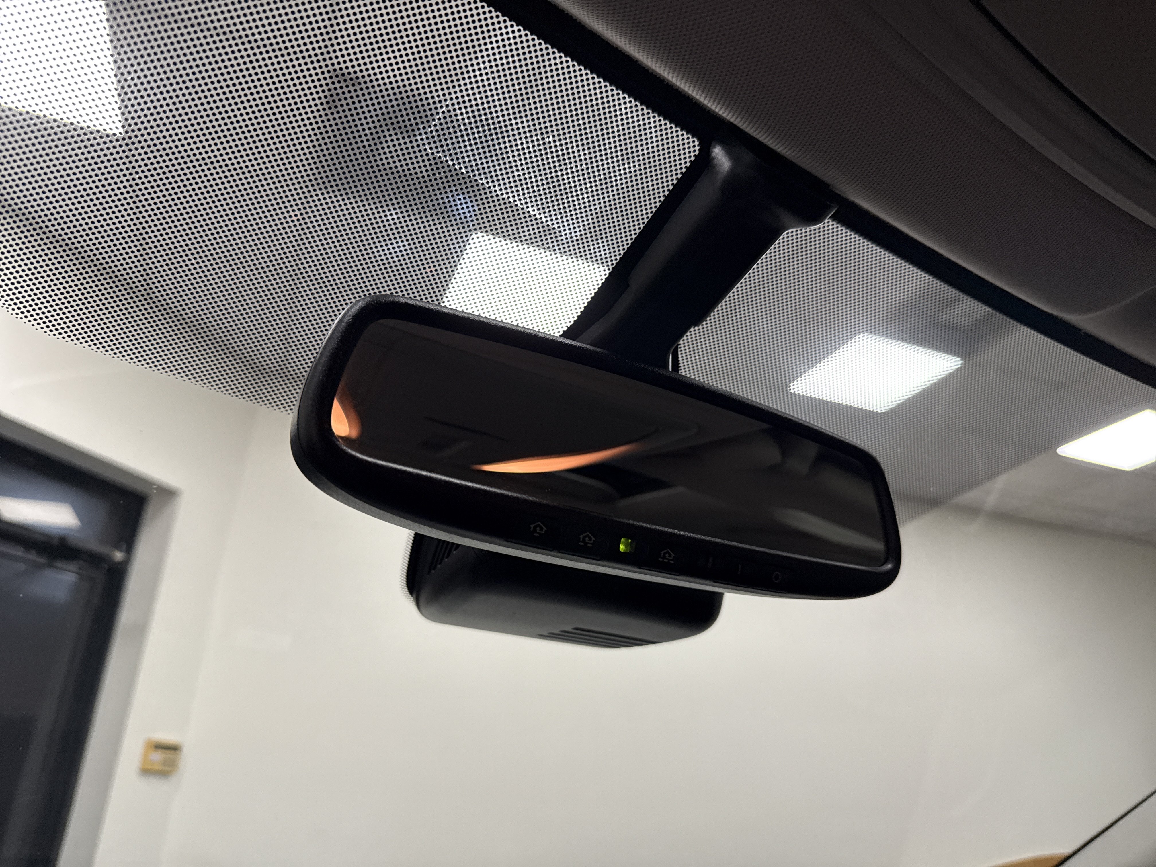 Used 2019 INFINITI QX60 Luxe w/ Essential Package FWD image 26