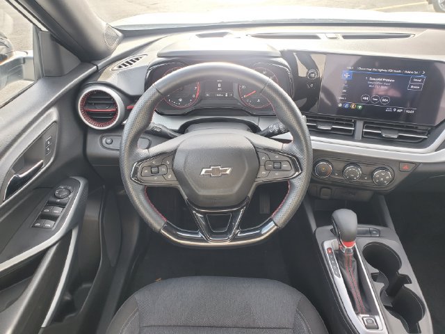 Certified 2024 Chevrolet Trax RS w/ Driver Confidence Package FWD image 14