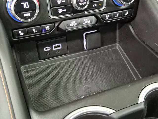 Used 2023 GMC Yukon AT4 w/ AT4 Premium Plus Package image 34