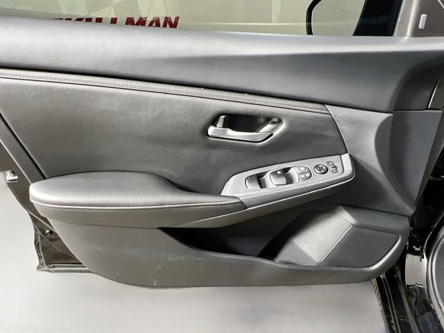 Used 2025 Nissan Sentra SV w/ All-Weather Package FWD image 30