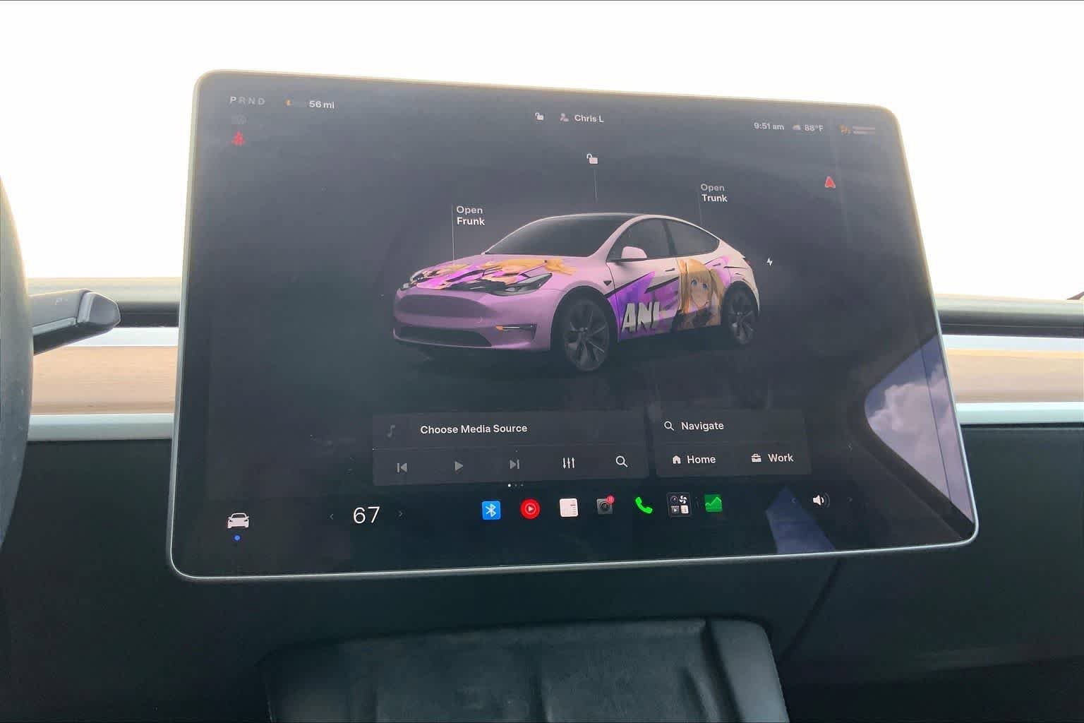 Used 2024 Tesla Model Y 2WD image 33