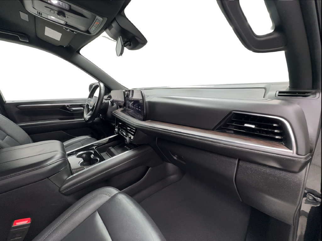 Used 2025 Chevrolet Tahoe LT RWD image 40