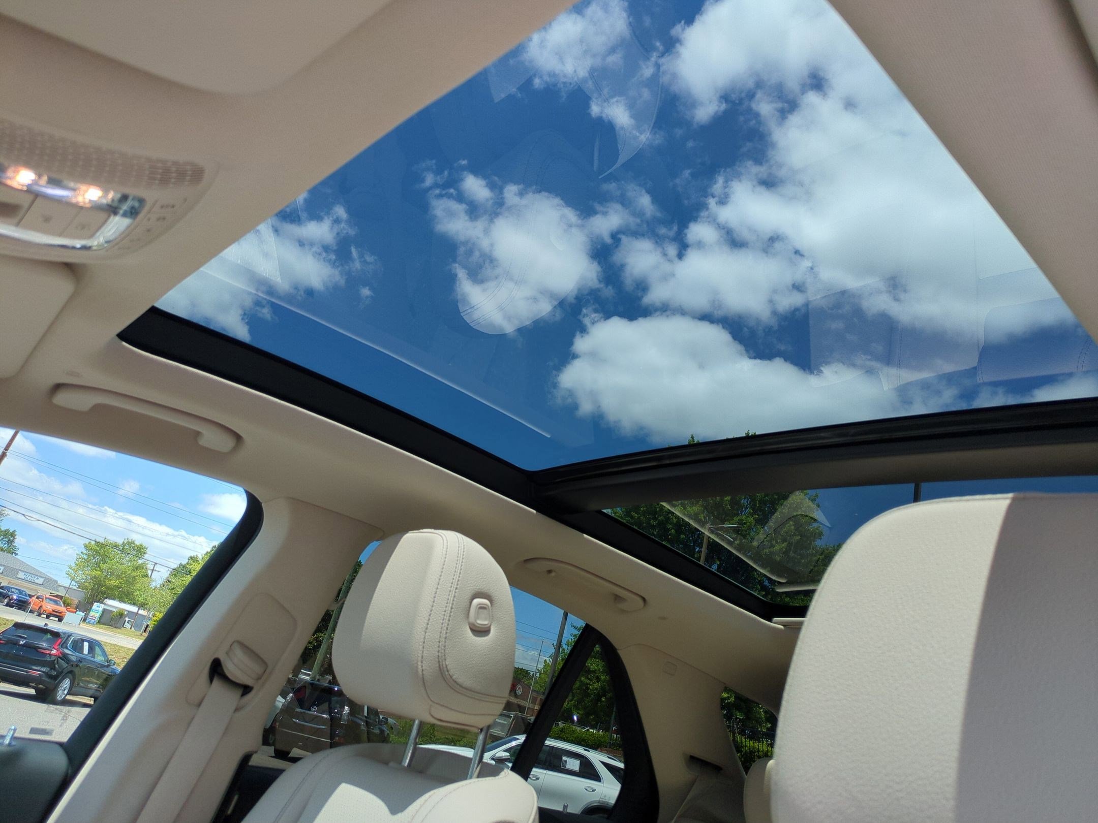 Certified 2025 Mercedes-Benz GLE 450e 4MATIC image 29