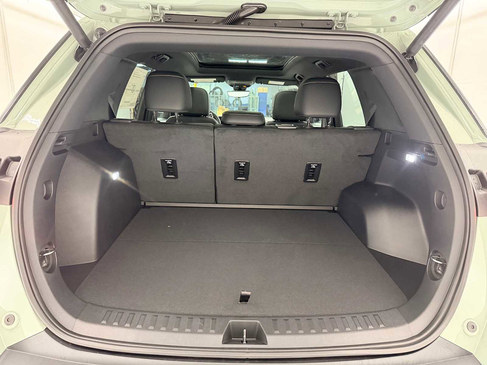 New 2026 Chevrolet Equinox ACTIV w/ Convenience Package III image 34