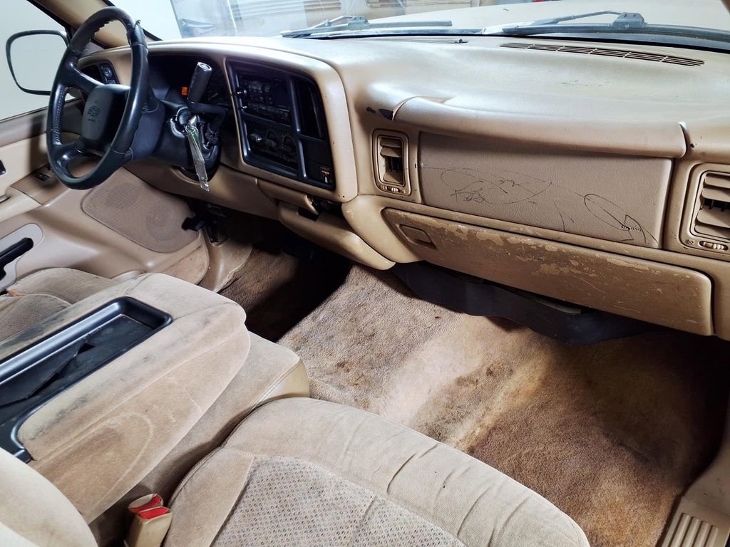Used 2000 Chevrolet Silverado 1500 LS AWD/4WD image 13