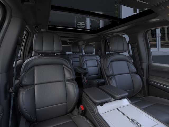 New 2026 Lincoln Navigator L Reserve w/ Jet Appearance Package AWD/4WD image 10