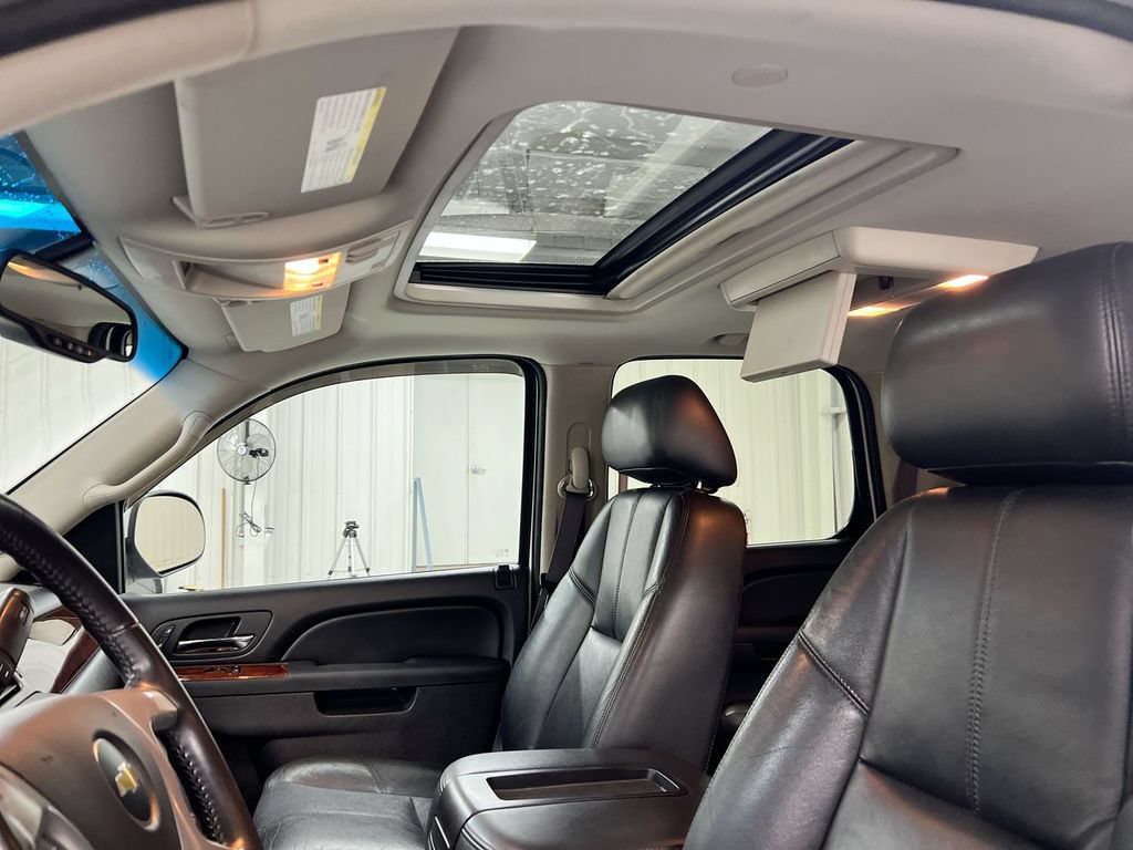 Used 2013 Chevrolet Tahoe LT AWD/4WD image 18