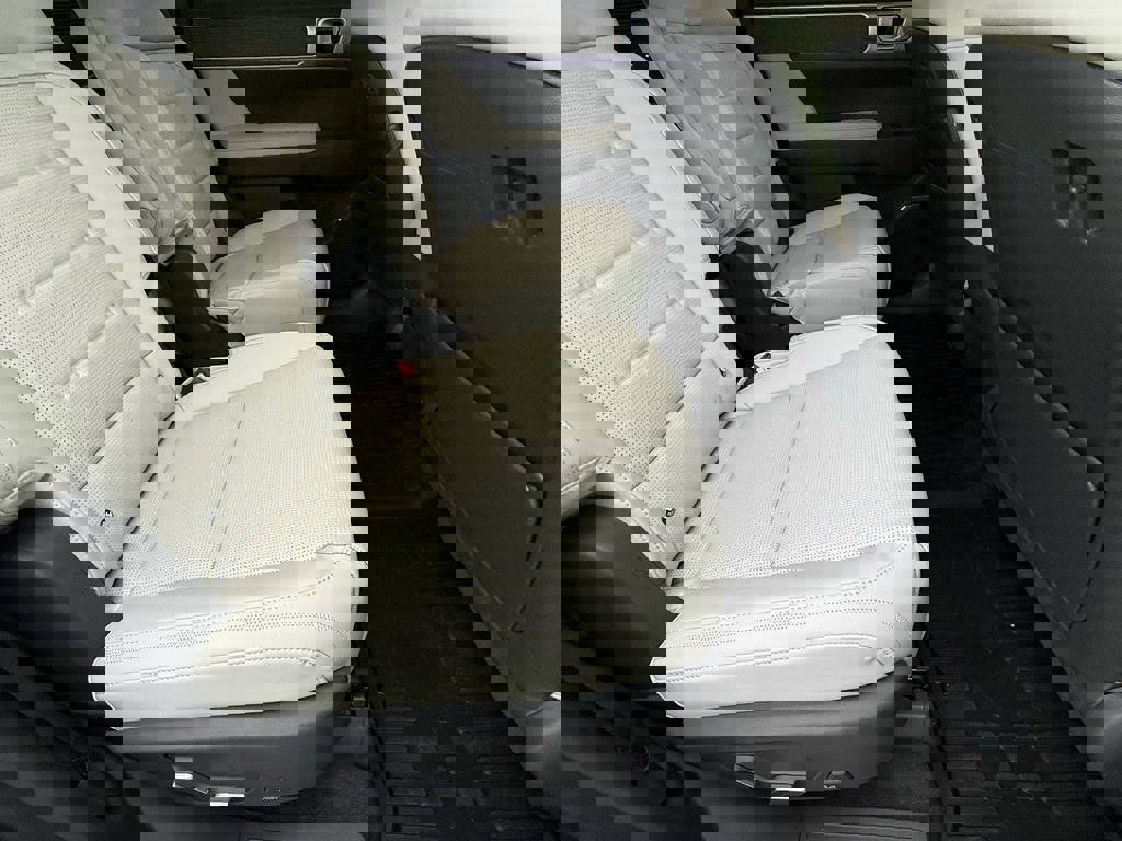 New 2026 Hyundai Santa Fe Calligraphy image 11