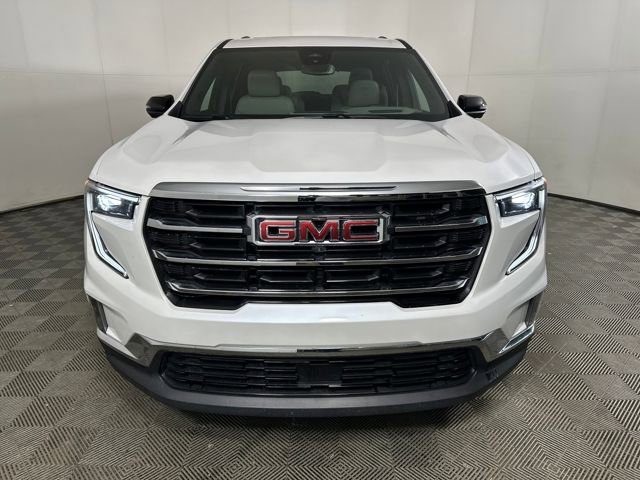 Used 2024 GMC Acadia Elevation w/ Luxury Package image 8