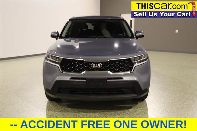 Used 2021 Kia Sorento LX FWD image 2