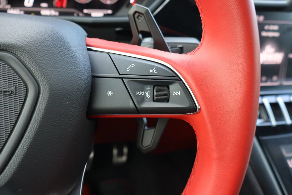 Used 2024 Lamborghini Urus S AWD/4WD image 8