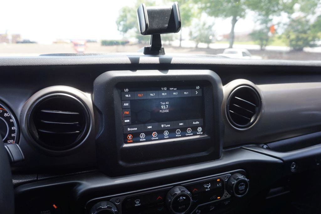 Used 2018 Jeep Wrangler Unlimited Sport S image 43