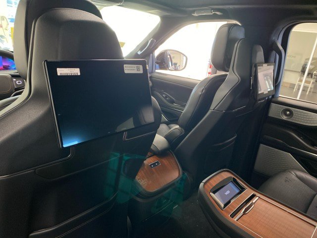New 2025 Lincoln Navigator Black Label AWD/4WD image 13