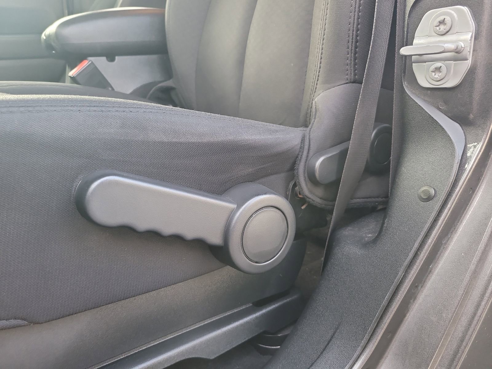 Used 2018 Jeep Wrangler Sport image 14