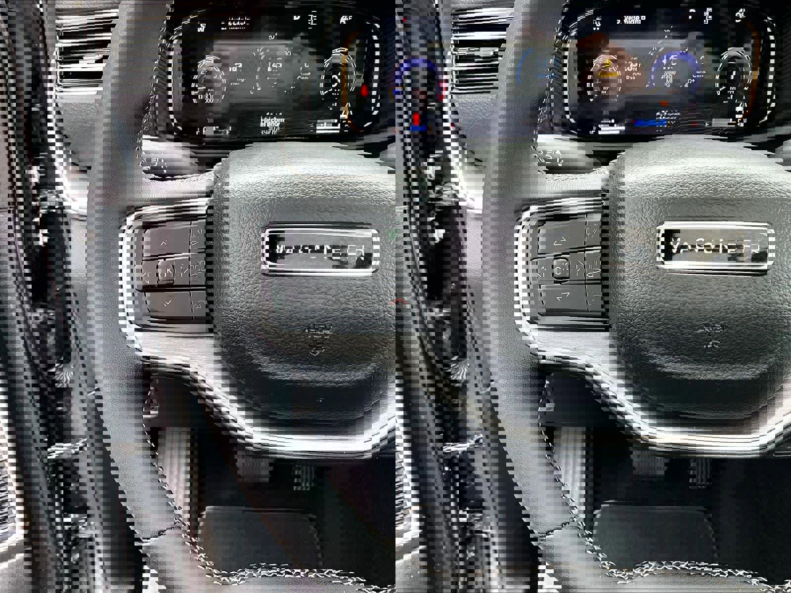 Used 2023 Jeep Wagoneer Series II w/ Convenience Group I image 24