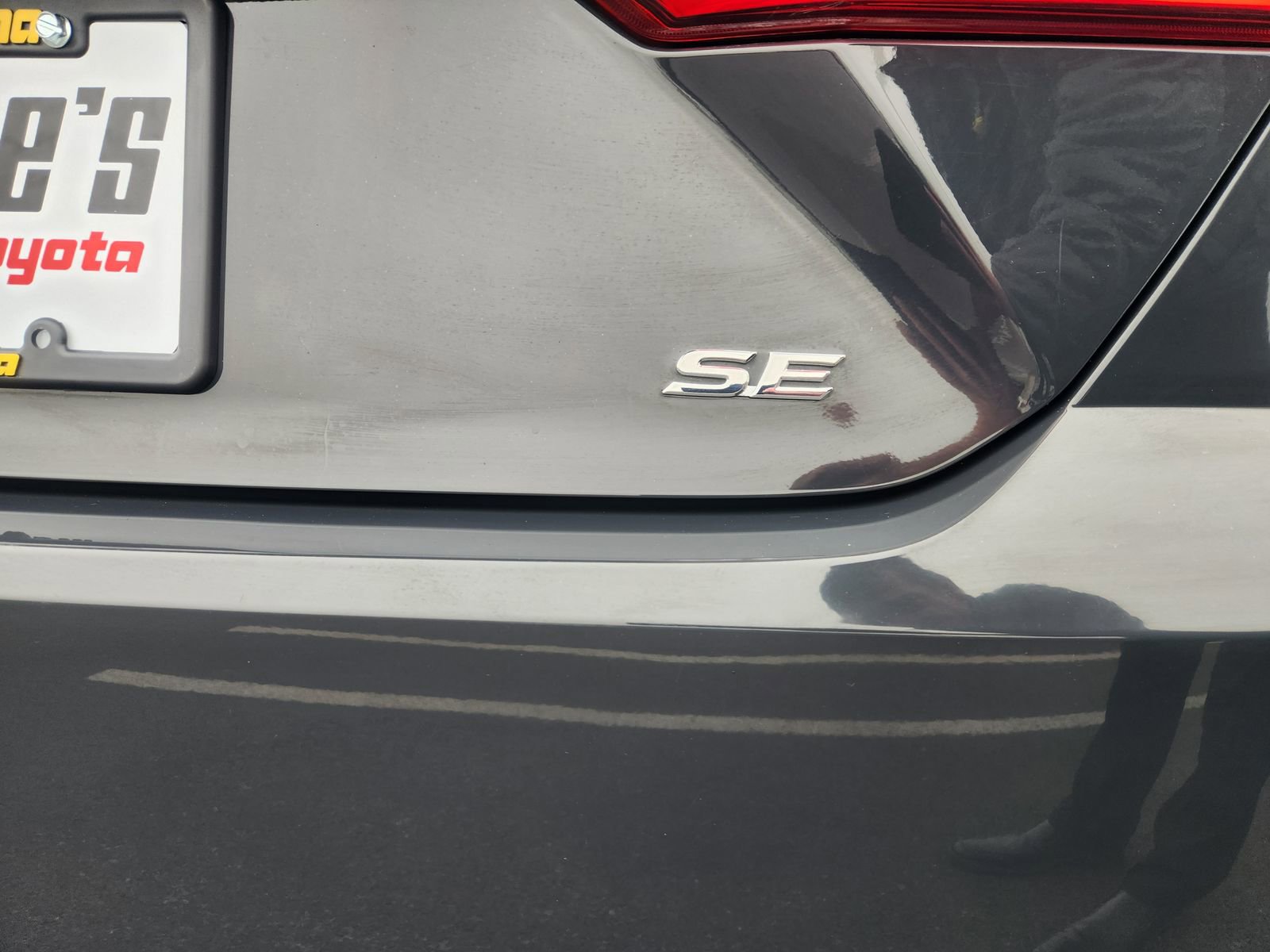 Used 2025 Toyota Camry SE image 10