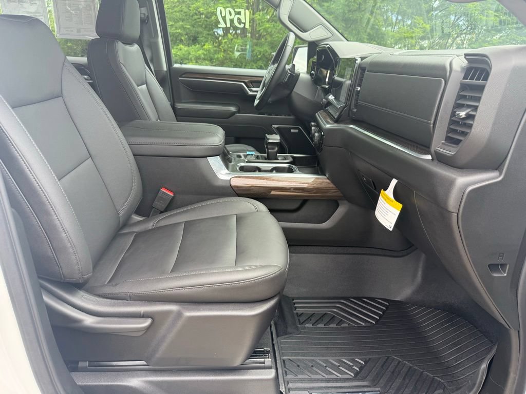 Used 2026 Chevrolet Silverado 1500 RST w/ Safety Package AWD/4WD image 22