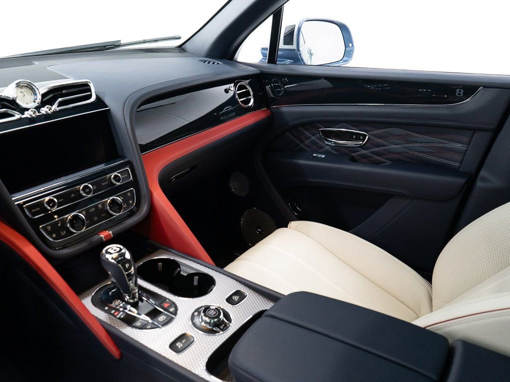 Certified 2025 Bentley Bentayga Extended Wheelbase image 30