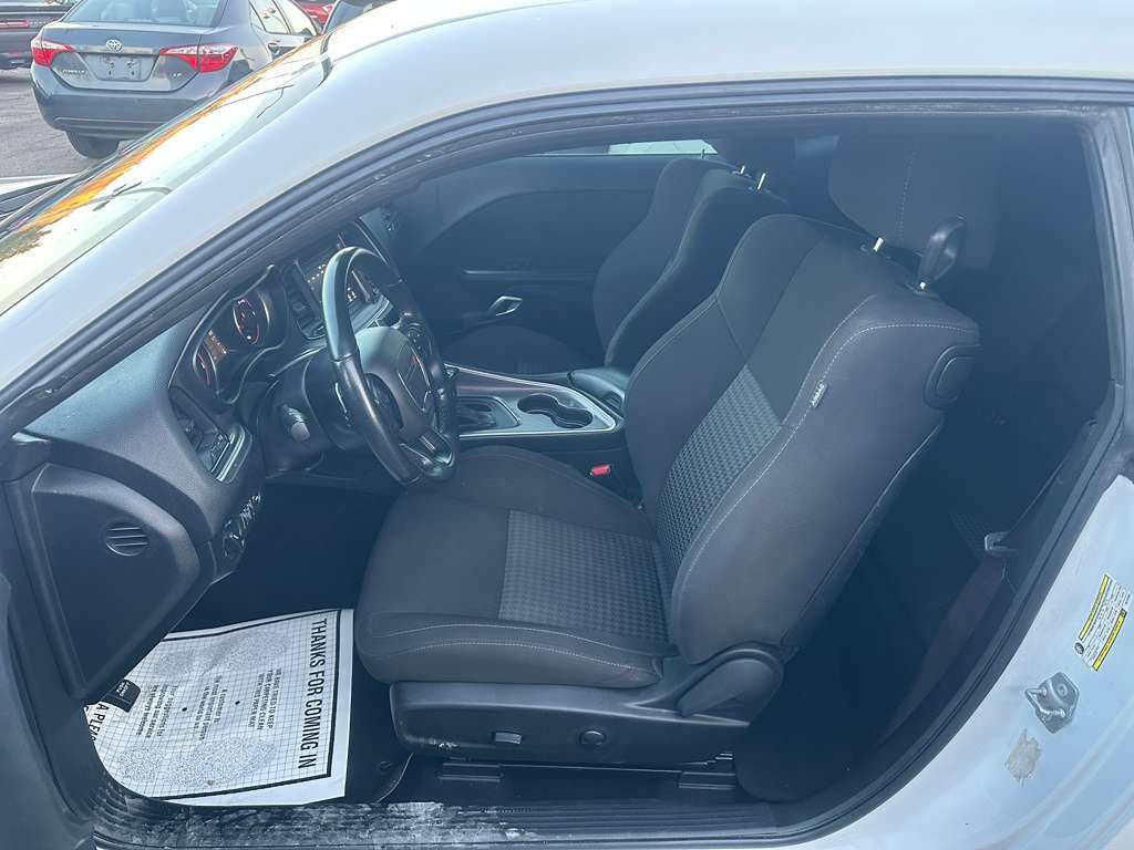 Used 2022 Dodge Challenger GT image 10