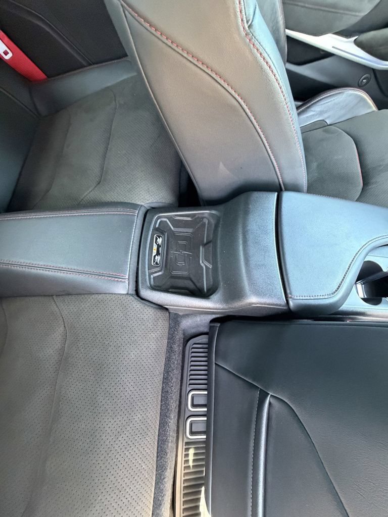 Used 2020 Chevrolet Camaro ZL1 RWD image 15