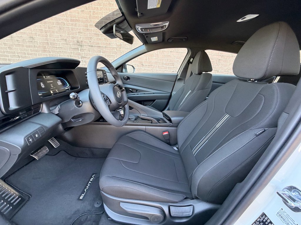 New 2026 Hyundai Elantra Sport FWD image 12