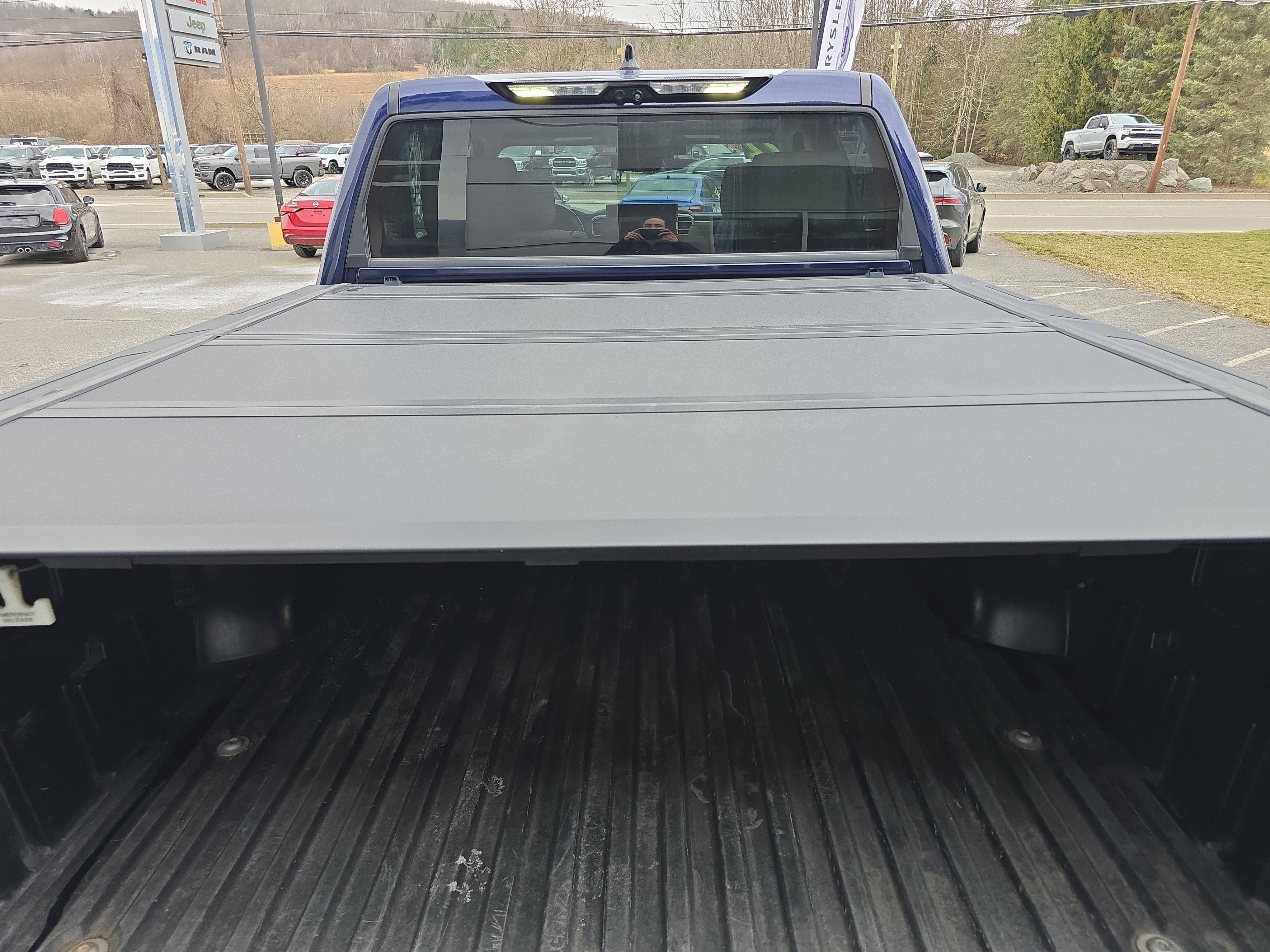 Used 2022 Toyota Tundra Limited image 5