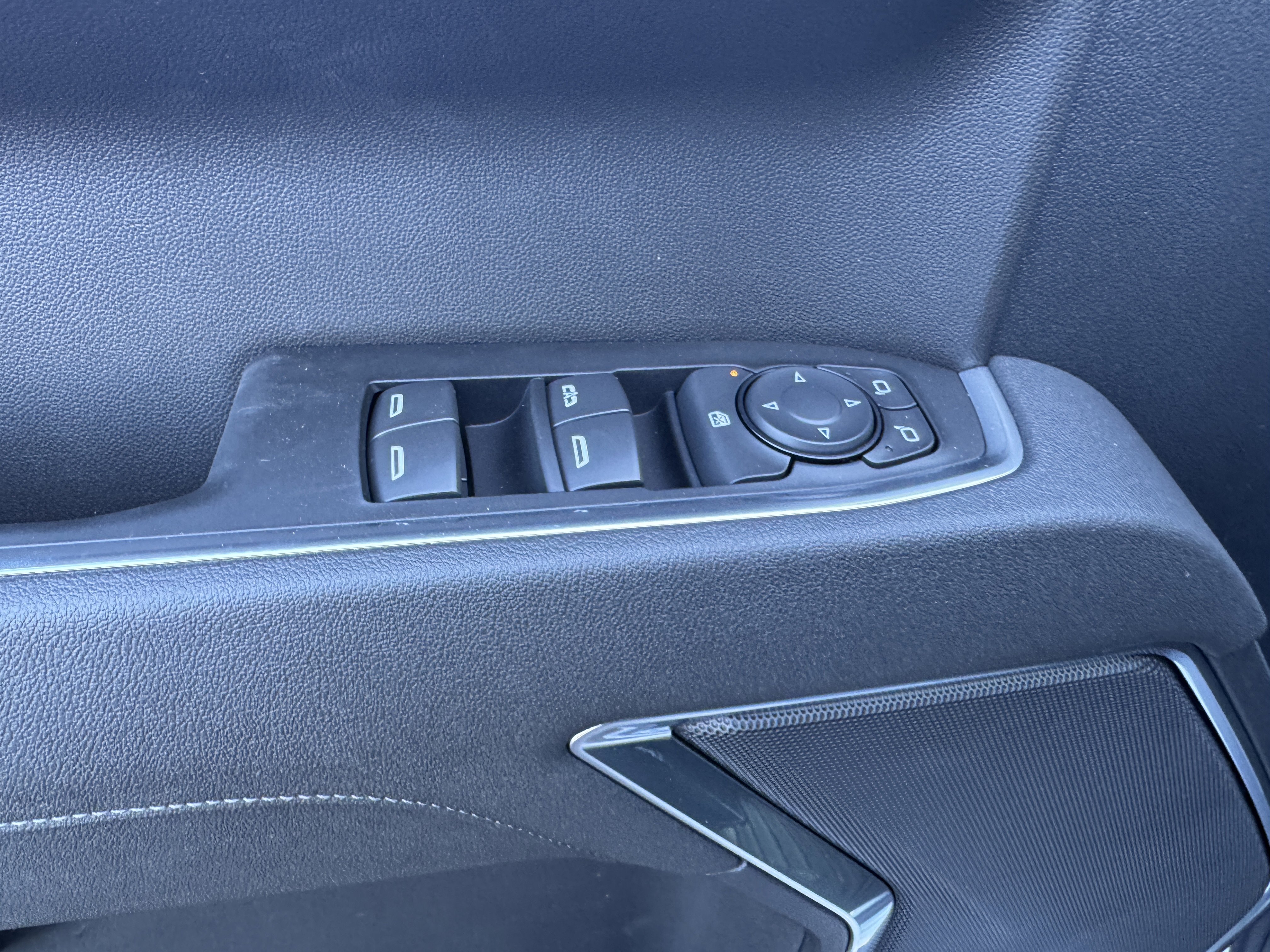 New 2026 Chevrolet Silverado 1500 LT w/ True North Edition Plus image 11