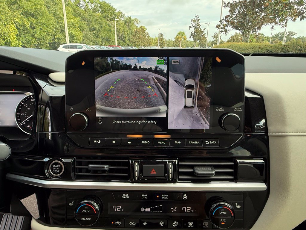 Used 2024 Nissan Pathfinder SL w/ SL Premium Package FWD image 17