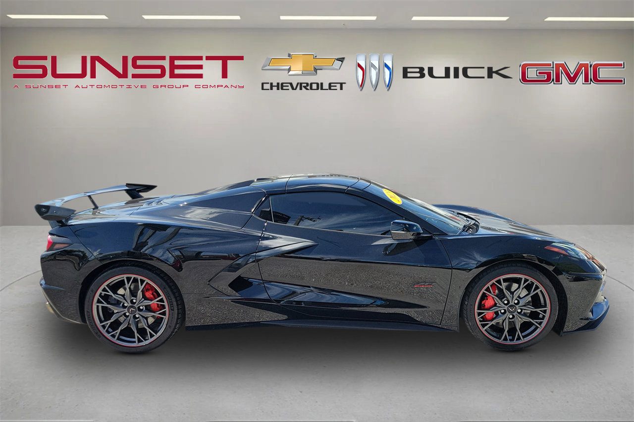 Certified 2023 Chevrolet Corvette Stingray Premium Conv w/ Z51 Performance Package RWD image 3