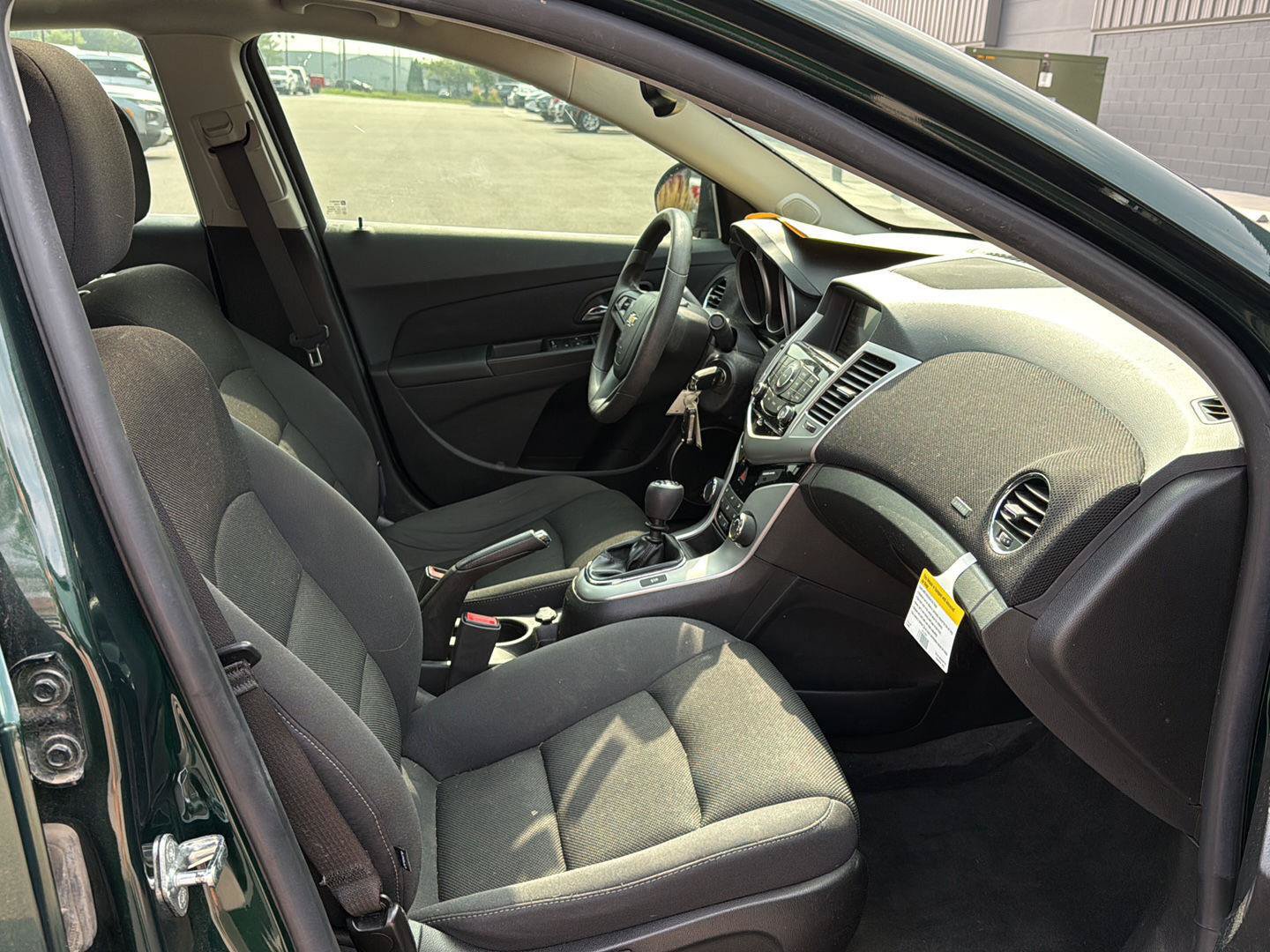 Used 2015 Chevrolet Cruze LT w/ Sun And Sound Package FWD image 12