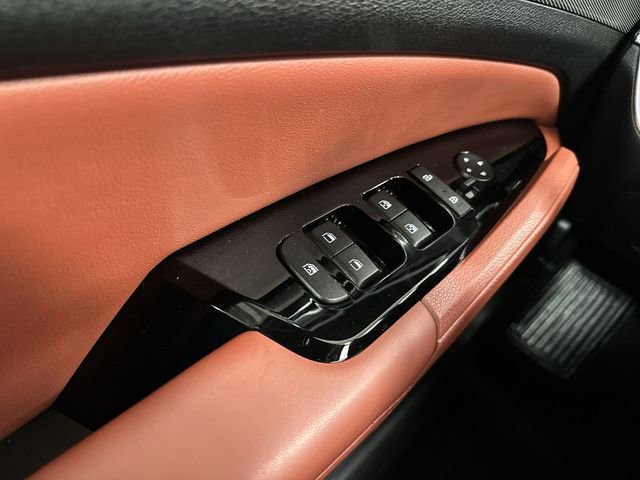 Certified 2024 Kia Sportage SX AWD/4WD image 16