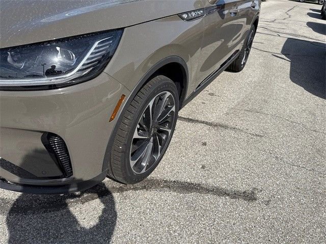 New 2025 Lincoln Aviator Reserve w/ Equipment Group 201A image 10