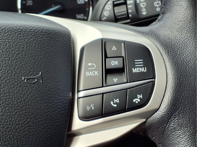 Used 2023 Ford Explorer XLT w/ Equipment Group 202A AWD/4WD image 45
