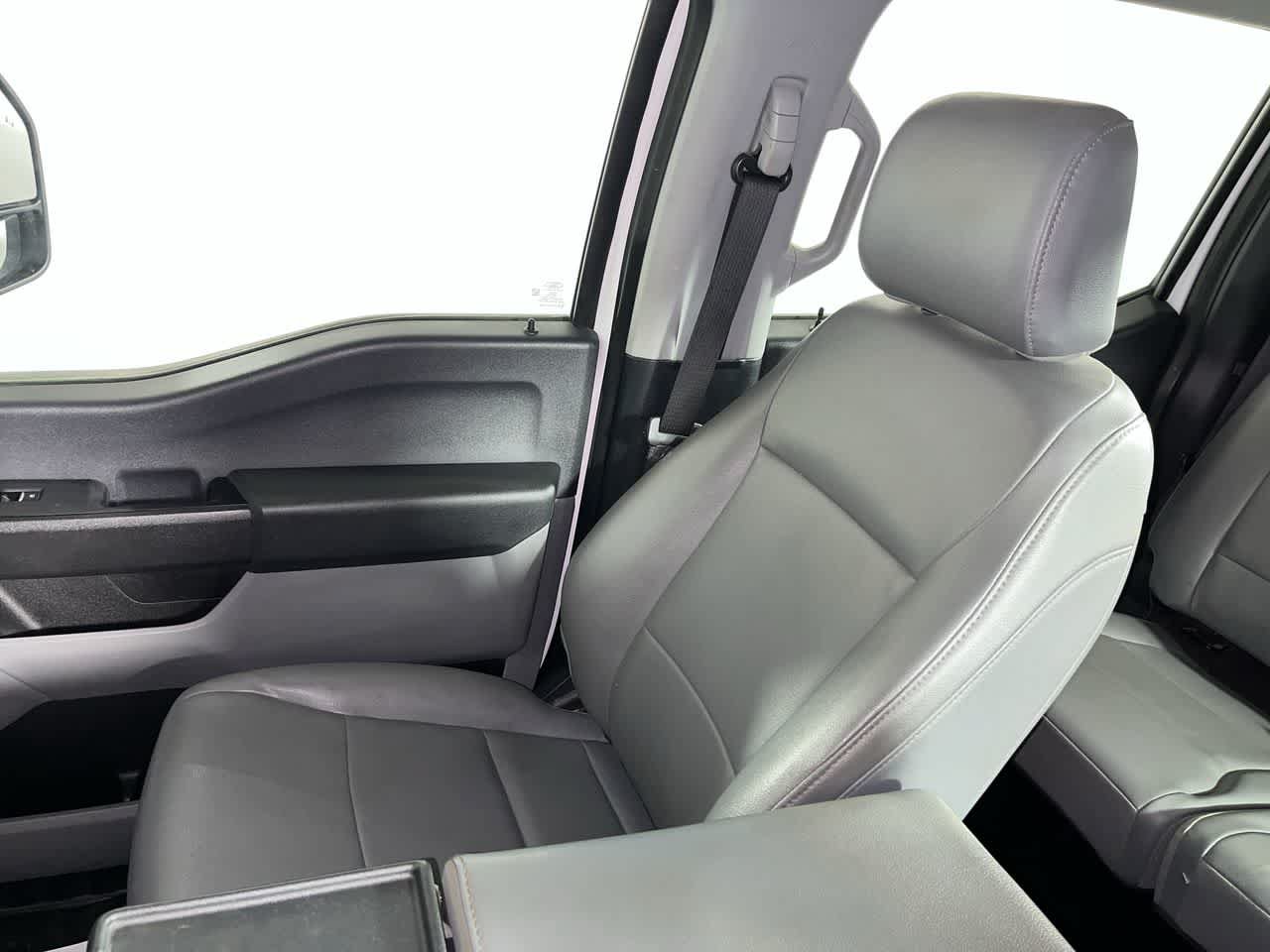 Used 2023 Ford F250 XL w/ 360-Degree Camera Package RWD image 26