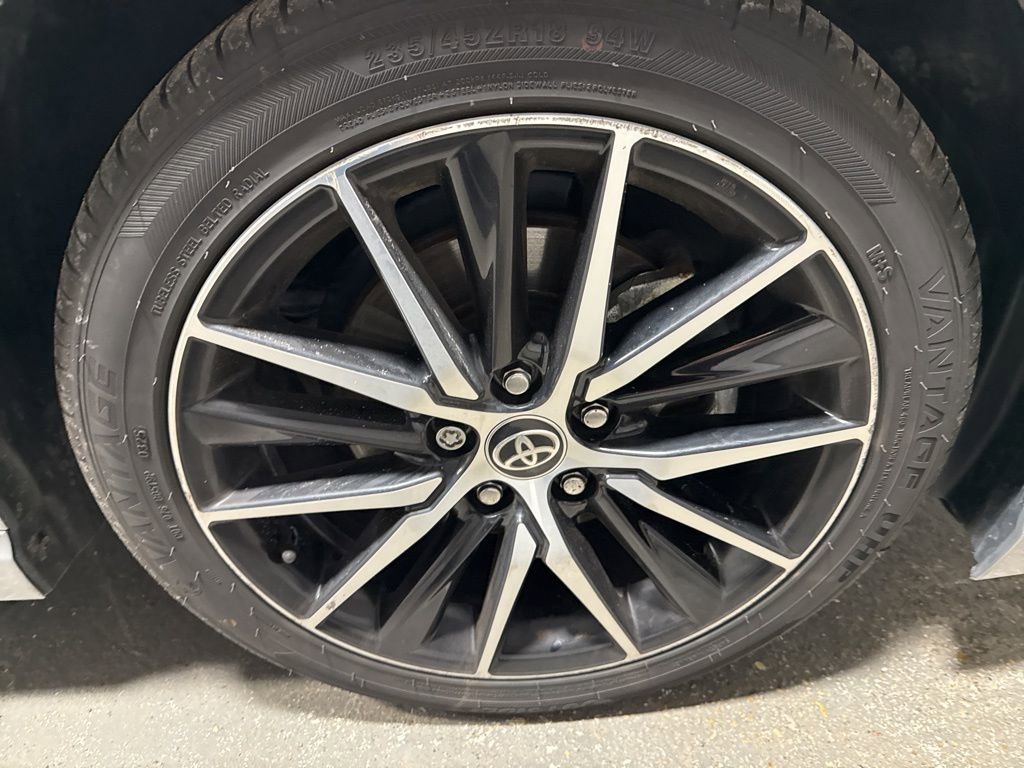 Used 2024 Toyota Camry SE image 41