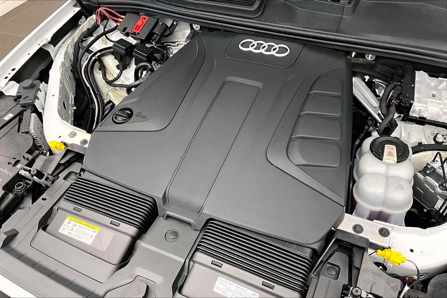 Certified 2024 Audi Q7 2.0T Premium Plus w/ Premium Plus Package AWD/4WD image 31
