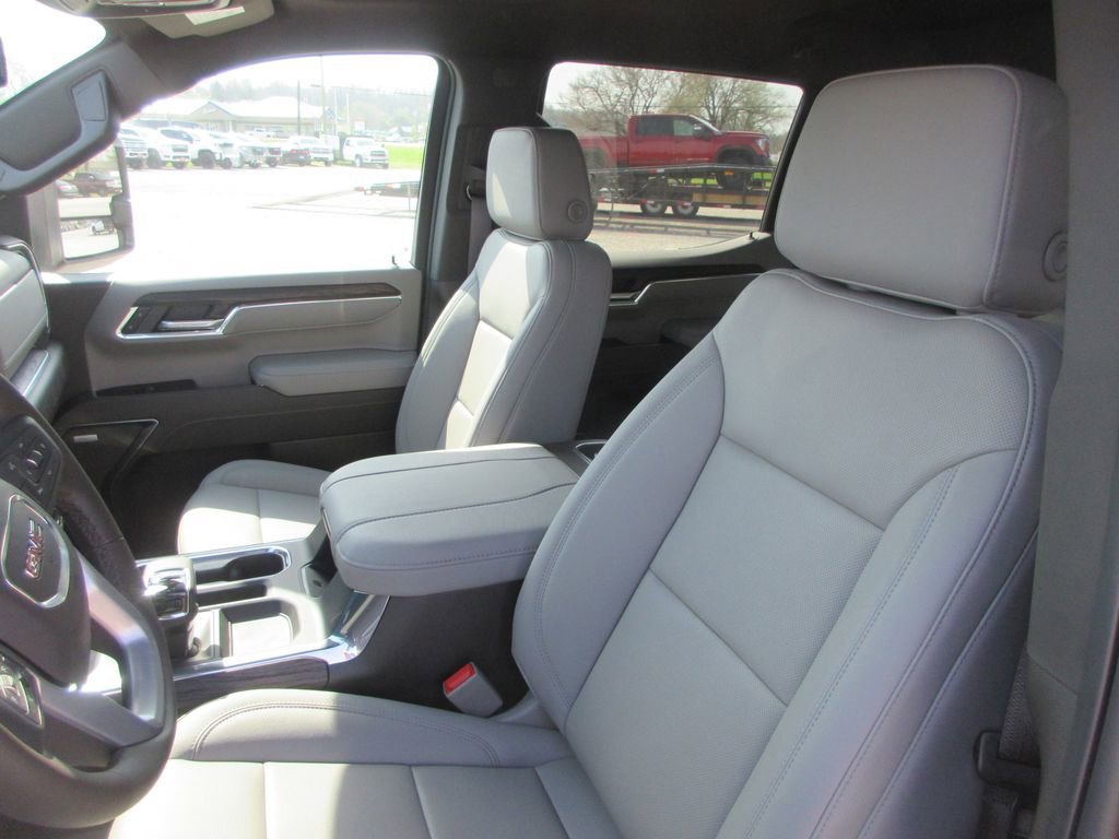 New 2026 GMC Sierra 1500 SLT w/ SLT Premium Plus Package image 13