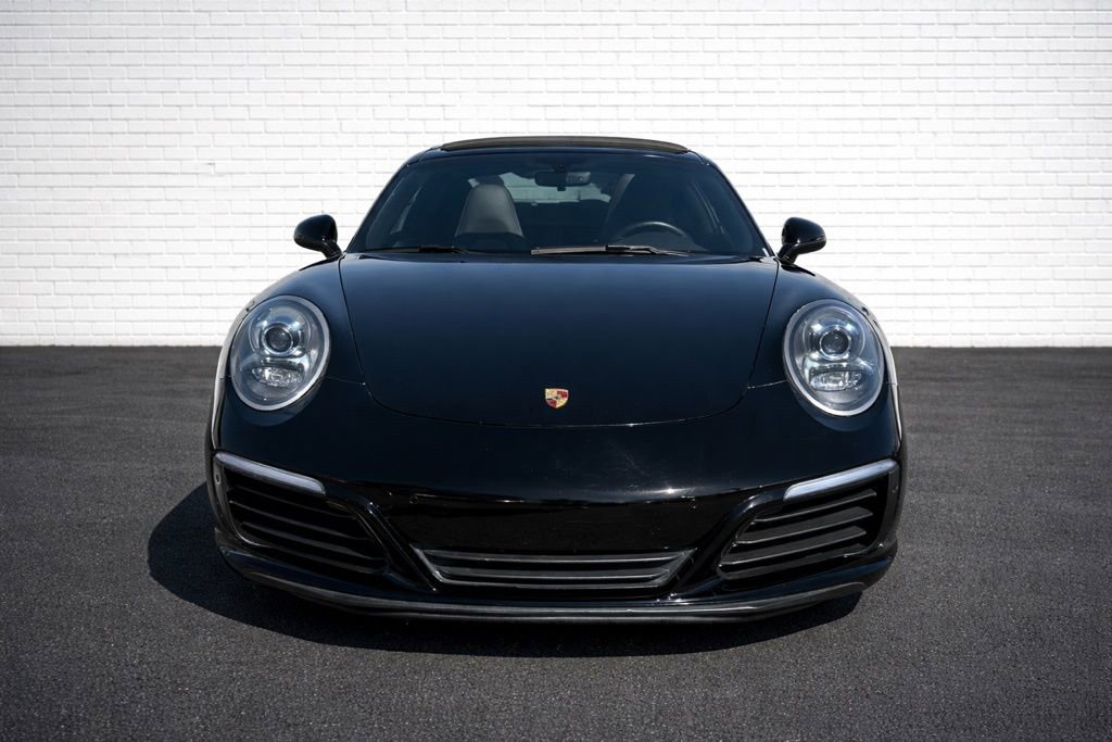 Used 2019 Porsche 911 Carrera image 2