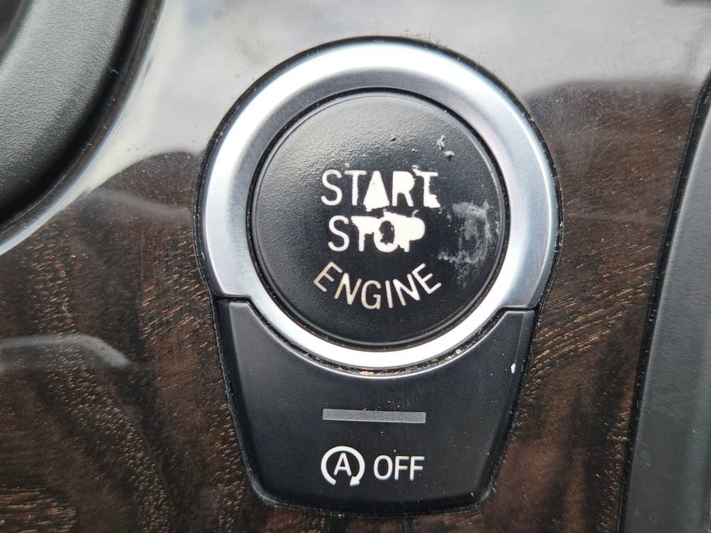 Used 2016 BMW 528i Sedan image 32